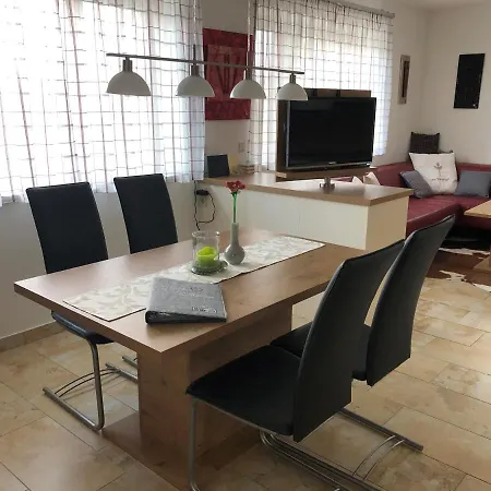 Apartment Haus Weinengel Schonbuhel an der Donau